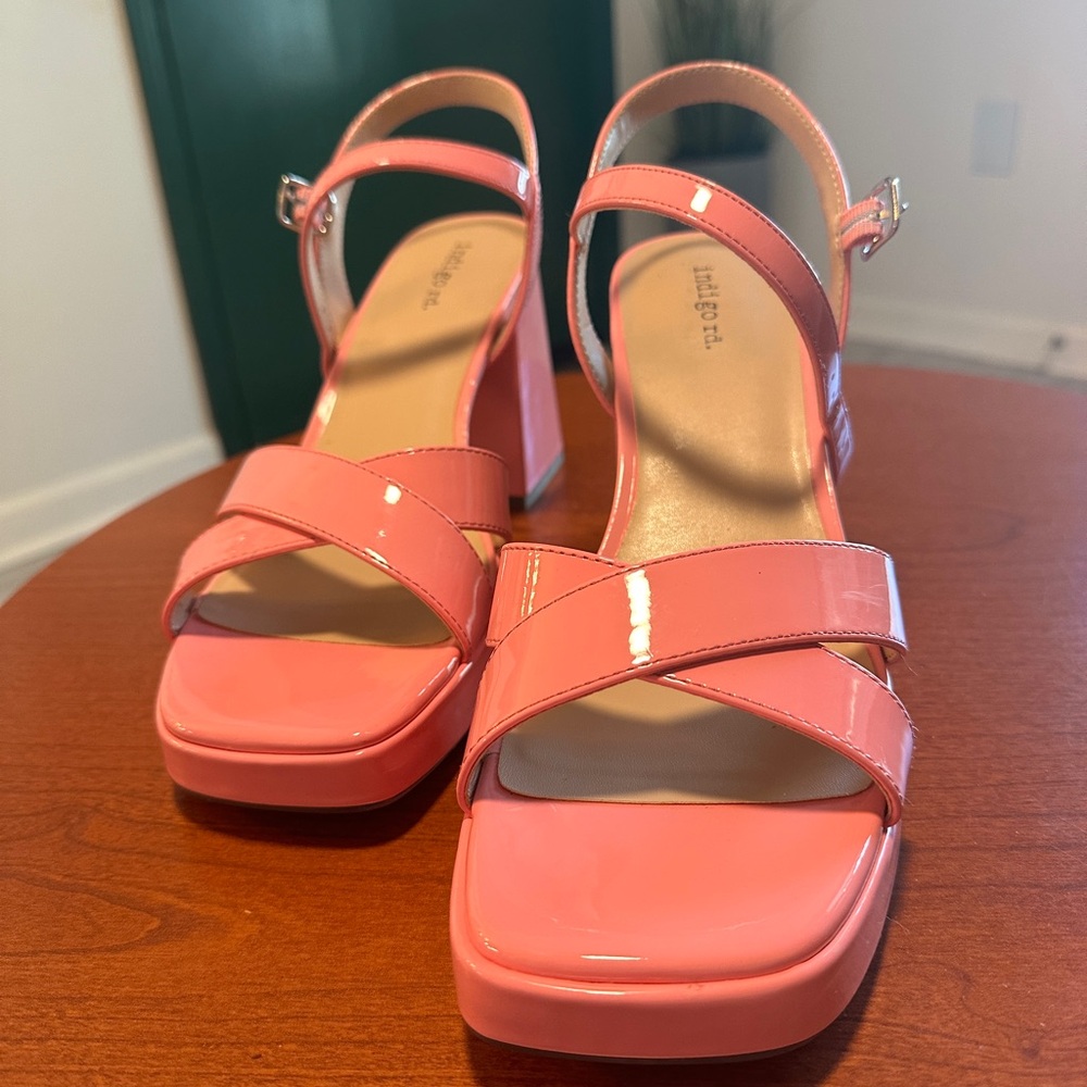 Indigo Glossy Coral Wedge Sandals